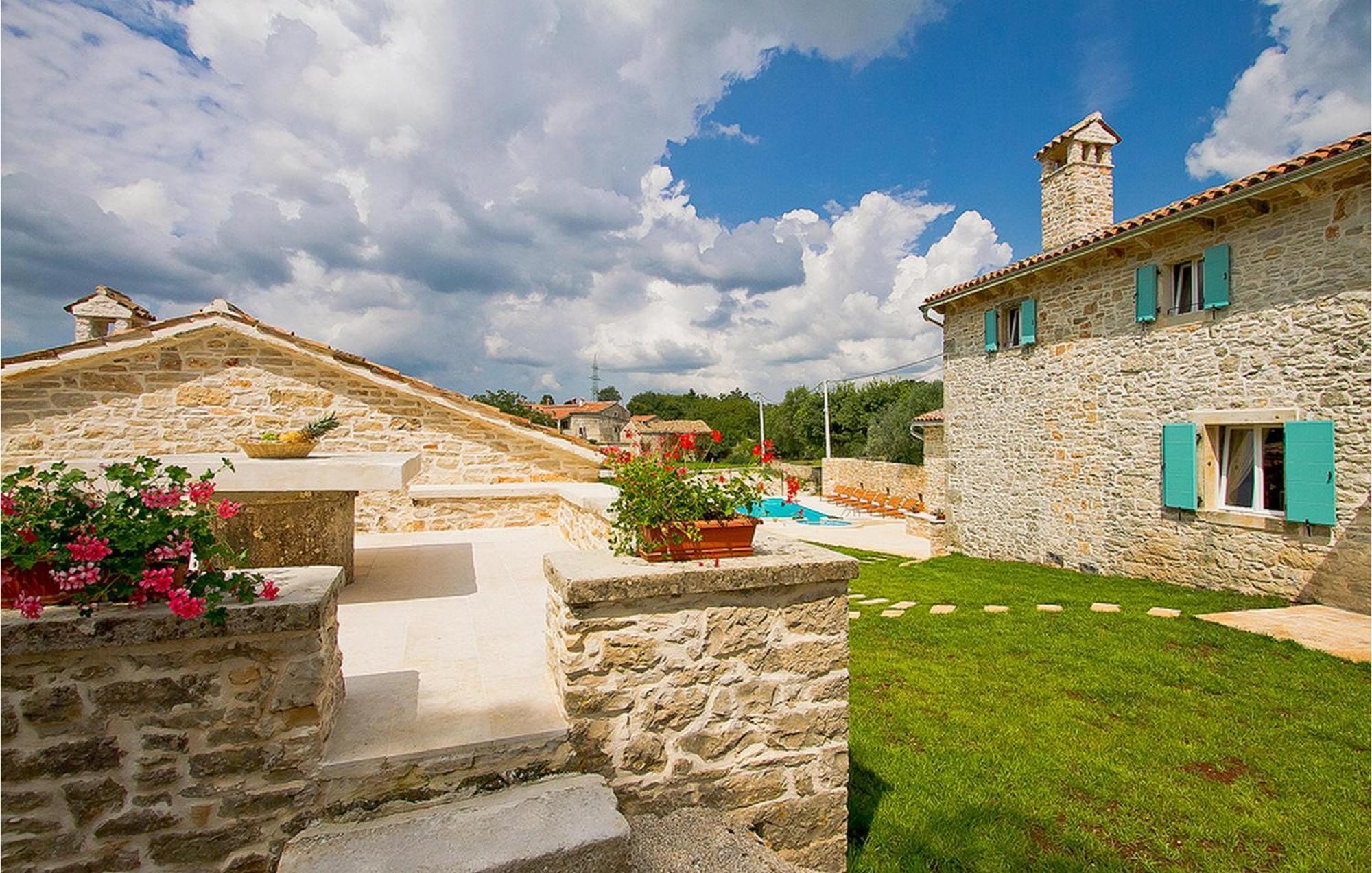 Agra Casa vacanze Pola